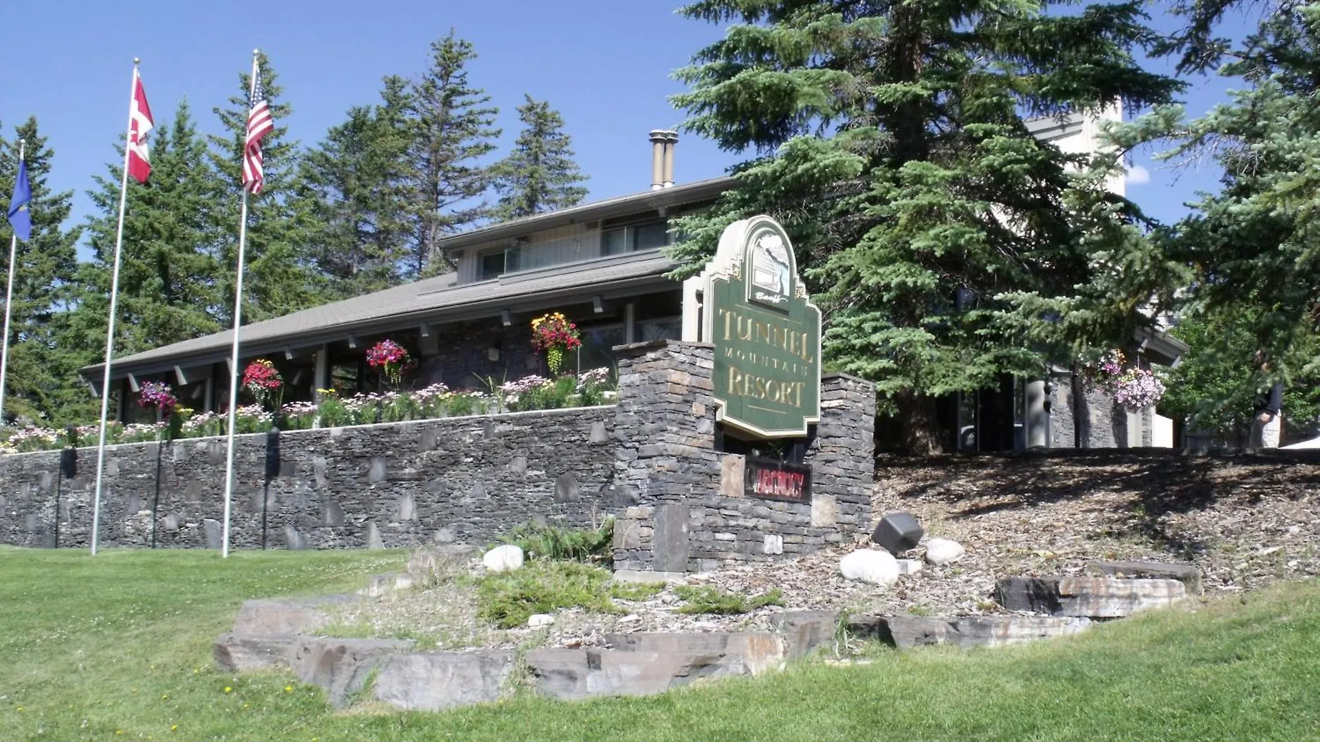 Tunnel Mountain Resort Banff Lodge