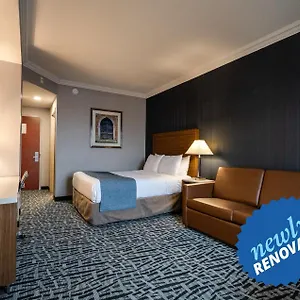 Monte Carlo Toronto West 3*, Миссиссага Канада